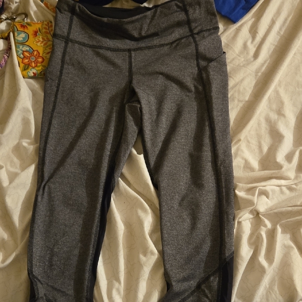 Lululemon Athletica Gray and Black Leggings - Picture 3 of 5